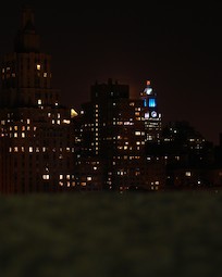 Thumbnail: vertical photograph (&num;105)