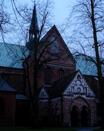 Thumbnail: vertical photograph (&num;80)